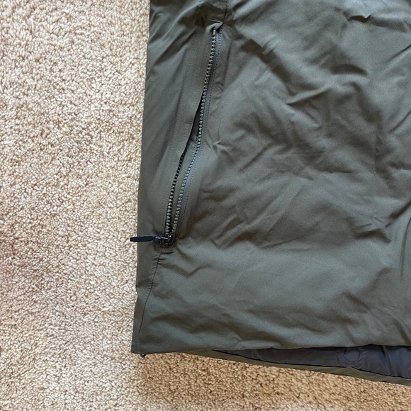 Lululemon Pinnacle Warmth Jacket – Dark Olive, M | Excellent Used Condition - Picture 4 of 16